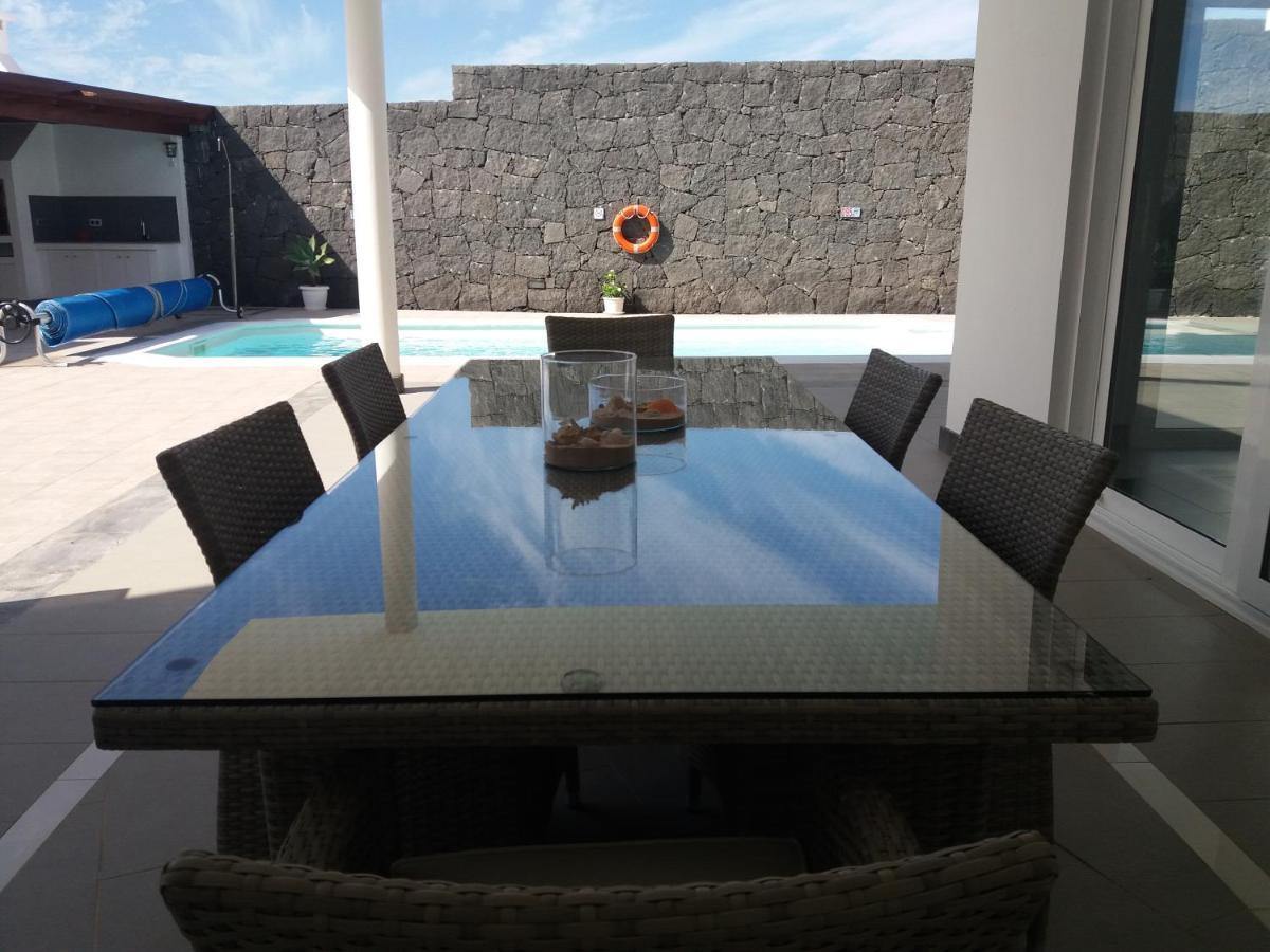 Villa Lanzarote Пуэрто-Калеро Экстерьер фото
